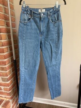 Abercrombie & Fitch 90s Straight Ultra High-Rise Jeans Curve Love Short